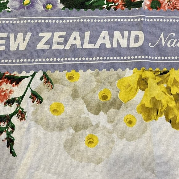 Slice Of Heaven New Zealand Souvenir Hand Towel Native Flowers - Picture 5 of 16